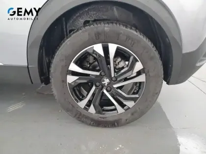 Photo 25 Peugeot 2008  PureTech 130 S&S BVM6