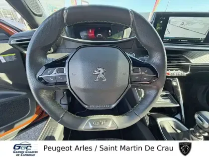 Photo 52 Peugeot 2008  PureTech 130 S&S BVM6