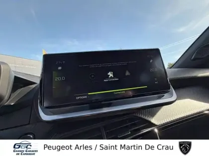 Photo 60 Peugeot 2008  PureTech 130 S&S BVM6