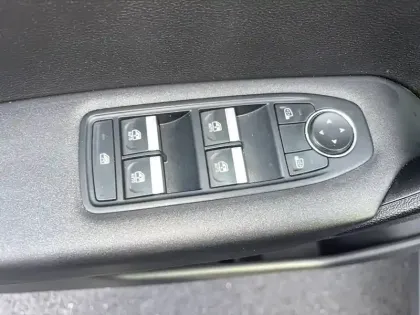 Photo 27 Renault Symbioz  E-Tech full hybrid 145