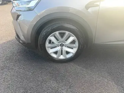 Photo 8 Renault Symbioz  E-Tech full hybrid 145