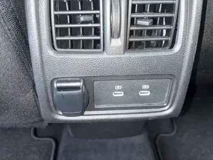 Photo 22 Renault Symbioz  E-Tech full hybrid 145