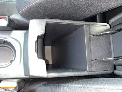 Photo 47 Renault Symbioz  E-Tech full hybrid 145