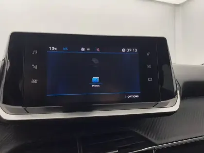 Photo 19 Peugeot 2008  PureTech 130 S&S BVM6