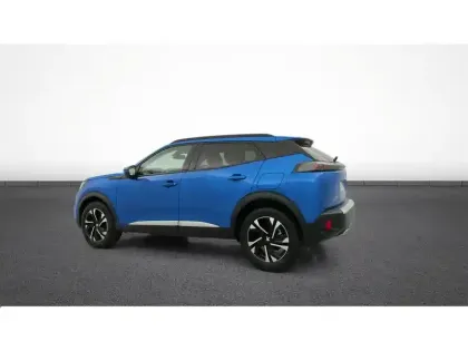 Photo 68 Peugeot 2008  PureTech 130 S&S BVM6