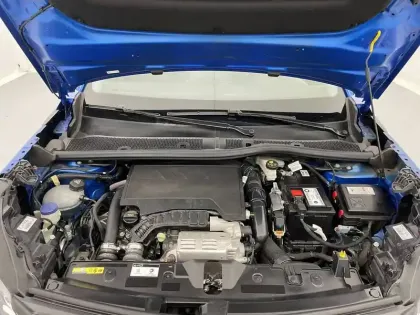 Photo 52 Peugeot 2008  PureTech 130 S&S BVM6