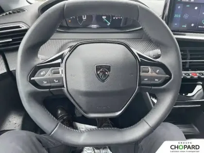 Photo 16 Peugeot 208  PureTech 100 S&S BVM6