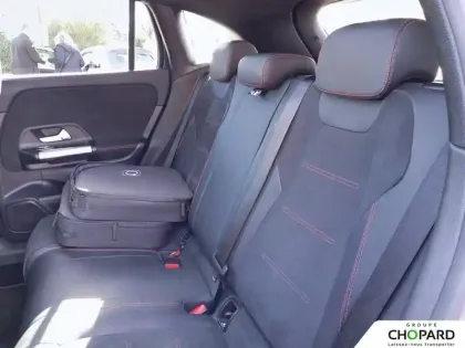 Photo 66 Mercedes GLA  250 e 8G-DCT