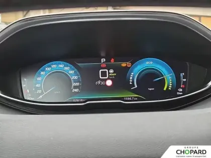 Photo 16 Peugeot 3008  Hybrid 225 e-EAT8