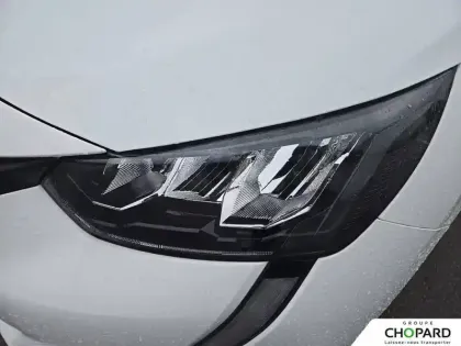 Photo 100 Peugeot 208  PureTech 75 S&S BVM5