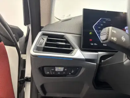 Photo 40 BMW I4  eDrive40 340 ch BVA