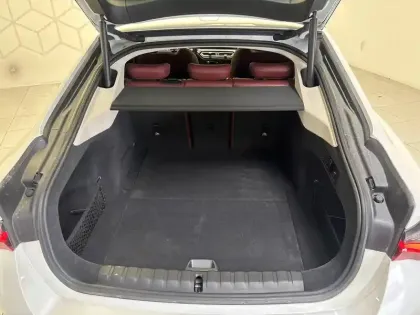 Photo 16 BMW I4  eDrive40 340 ch BVA