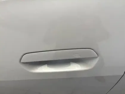 Photo 11 BMW I4  eDrive40 340 ch BVA