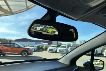 Photo 25 Peugeot 208  PureTech 82ch S&S BVM5