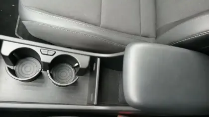 Photo 30 Hyundai Kona  Hybrid 129