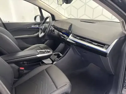 Photo 54 BMW Serie 2 Active Tourer 218d 150 ch DKG7