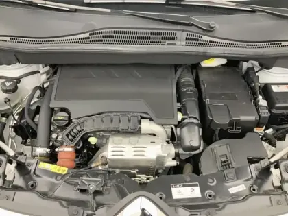 Photo 6 Citroën C3 Aircross  PureTech 130 S&S EAT6 C-Series