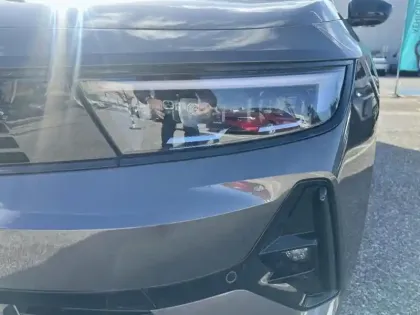 Photo 13 Opel Astra  1.2 Turbo 130 ch BVM6 GS