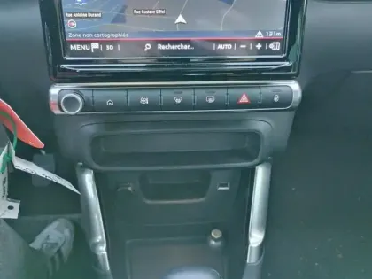 Photo 21 Citroën C3 Aircross  PureTech 110 S&S BVM6 Shine