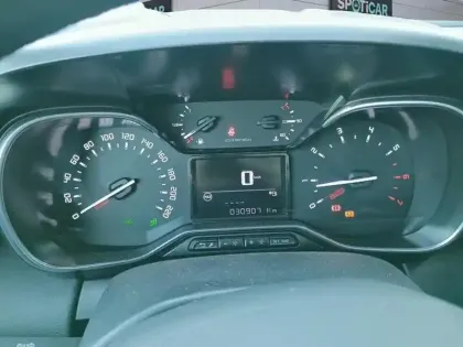 Photo 20 Citroën C3 Aircross  PureTech 110 S&S BVM6 Shine