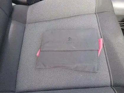 Photo 15 Citroën C3  BlueHDi 100 S&S BVM6 Shine Business