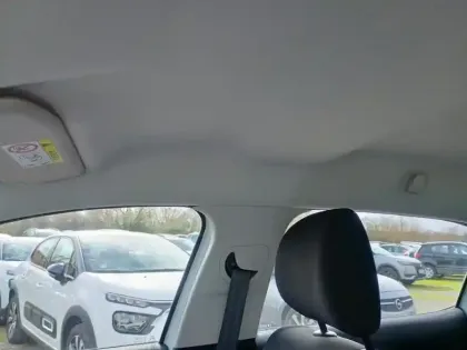 Photo 24 Citroën C3  BlueHDi 100 S&S BVM6 Shine Business