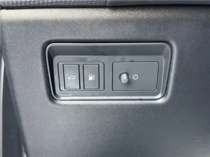 Photo 158 Land rover Range Rover MARK VIII P400E PHEV 2.0L 404CH