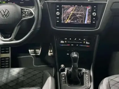 Photo 9 Volkswagen Tiguan 1.4 eHybrid 245ch DSG6 R-Line