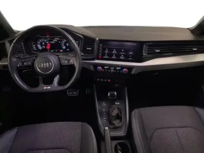 Photo 7 Audi A1 30 TFSI 110 ch S tronic 7 S line