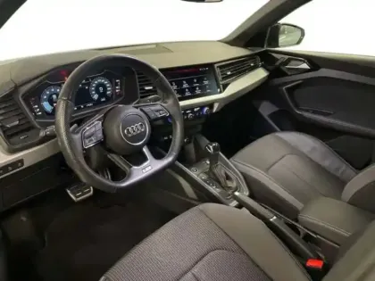 Photo 8 Audi A1 30 TFSI 110 ch S tronic 7 S line