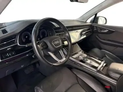 Photo 8 Audi Q7 50 TDI 286 Tiptronic 8 Quattro 5pl Avus extended