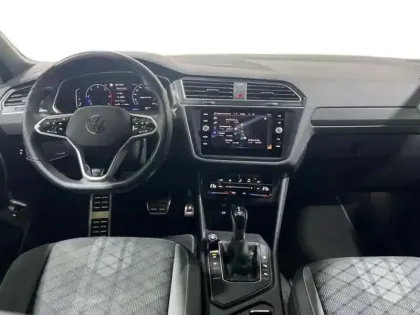 Photo 7 Volkswagen Tiguan 2.0 TDI 150ch DSG7 R-Line