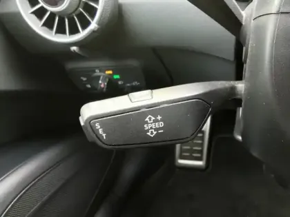 Photo 10 Audi Tt 1.8 TFSI 180 ch S Line Coupe S