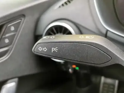 Photo 15 Audi Tt 1.8 TFSI 180 ch S Line Coupe S