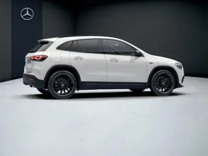 Photo 16 Mercedes GLA 250 e AMG Line