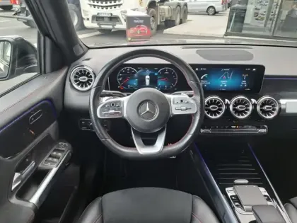 Photo 20 Mercedes GLB Gén. I (X247) Ph1 AMG Line 5