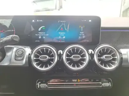 Photo 18 Mercedes GLB Gén. I (X247) Ph1 AMG Line 5