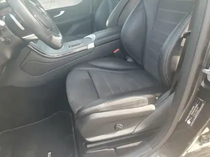 Photo 10 Mercedes Classe GLC GLC 300e 4MATIC SUV AMG Line