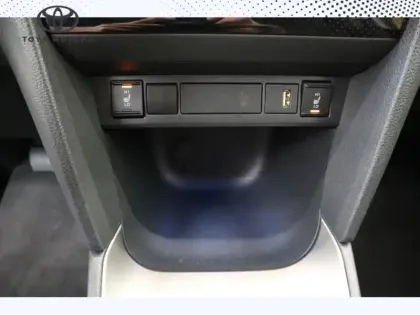 Photo 14 Toyota Yaris Gén. I Ph1 Collection 5