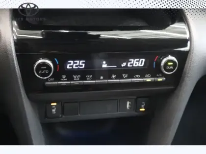 Photo 31 Toyota Yaris Gén. I Ph1 Collection 5