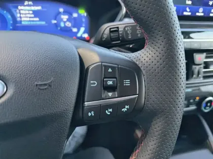 Photo 18 Ford Kuga 2.5 Duratec 225ch PHEV ST-Line BVA