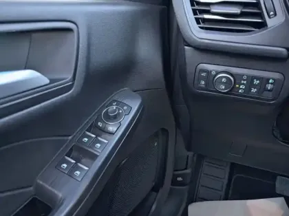 Photo 5 Ford Kuga 2.5 Duratec 225ch PHEV ST-Line BVA