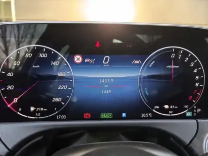 Photo 26 Mercedes Classe E Break 300 Hybrid EQ AMG Line