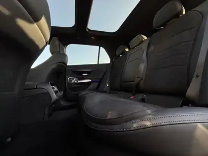 Photo 21 Mercedes Classe E Break 300 Hybrid EQ AMG Line