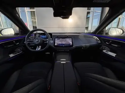 Photo 22 Mercedes Classe E Break 300 Hybrid EQ AMG Line