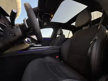 Photo 14 Mercedes Classe E Break 300 Hybrid EQ AMG Line