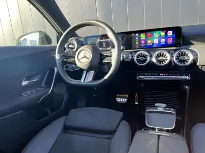 Photo 7 Mercedes Classe A 180 d AMG Line