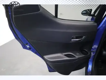 Photo 18 Toyota C-HR 1.8 Hybride 122 Graphic