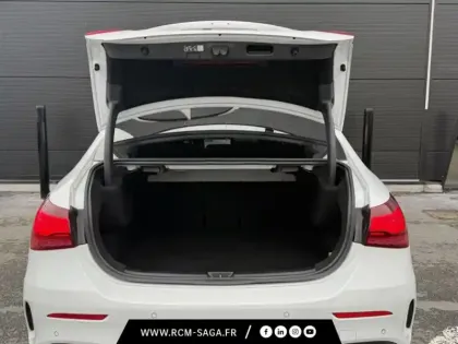 Photo 6 Mercedes Classe A 180 d Berline AMG Line