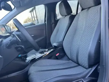 Photo 16 Peugeot 208 Gén. II Ph2 Allure 5